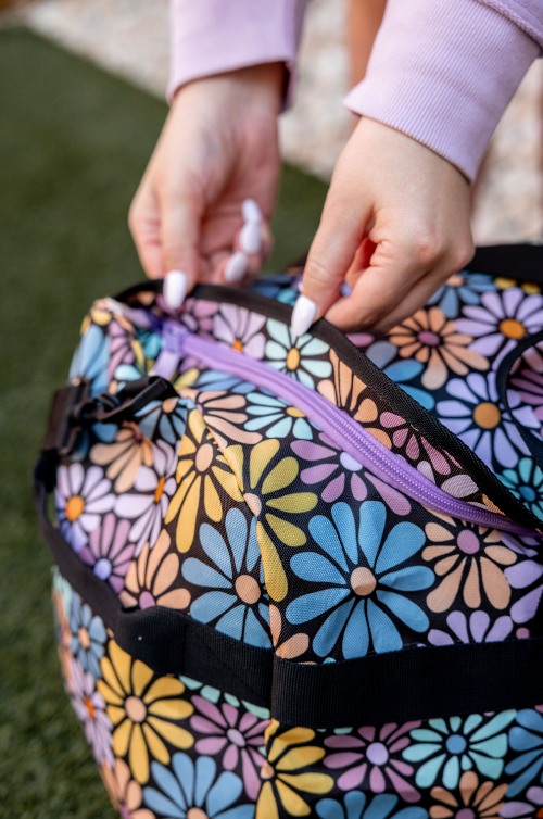 Duffle Bag – Black Daisy